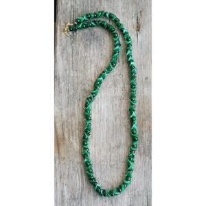 Vintage Crown Trifari Green Swirled Glass Round Saddle Bead Necklace 24.75"